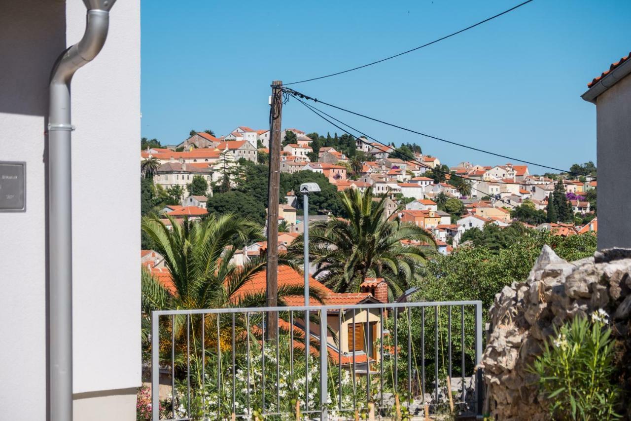 Apartmani Beatrice Mali Lošinj Exteriör bild